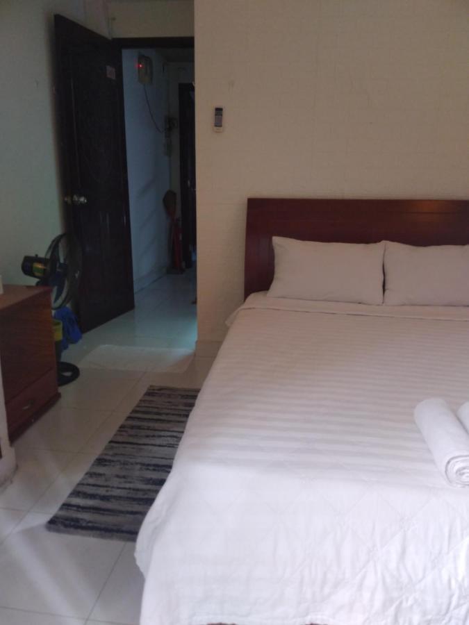 Guest House Uttrang Хошимин Экстерьер фото