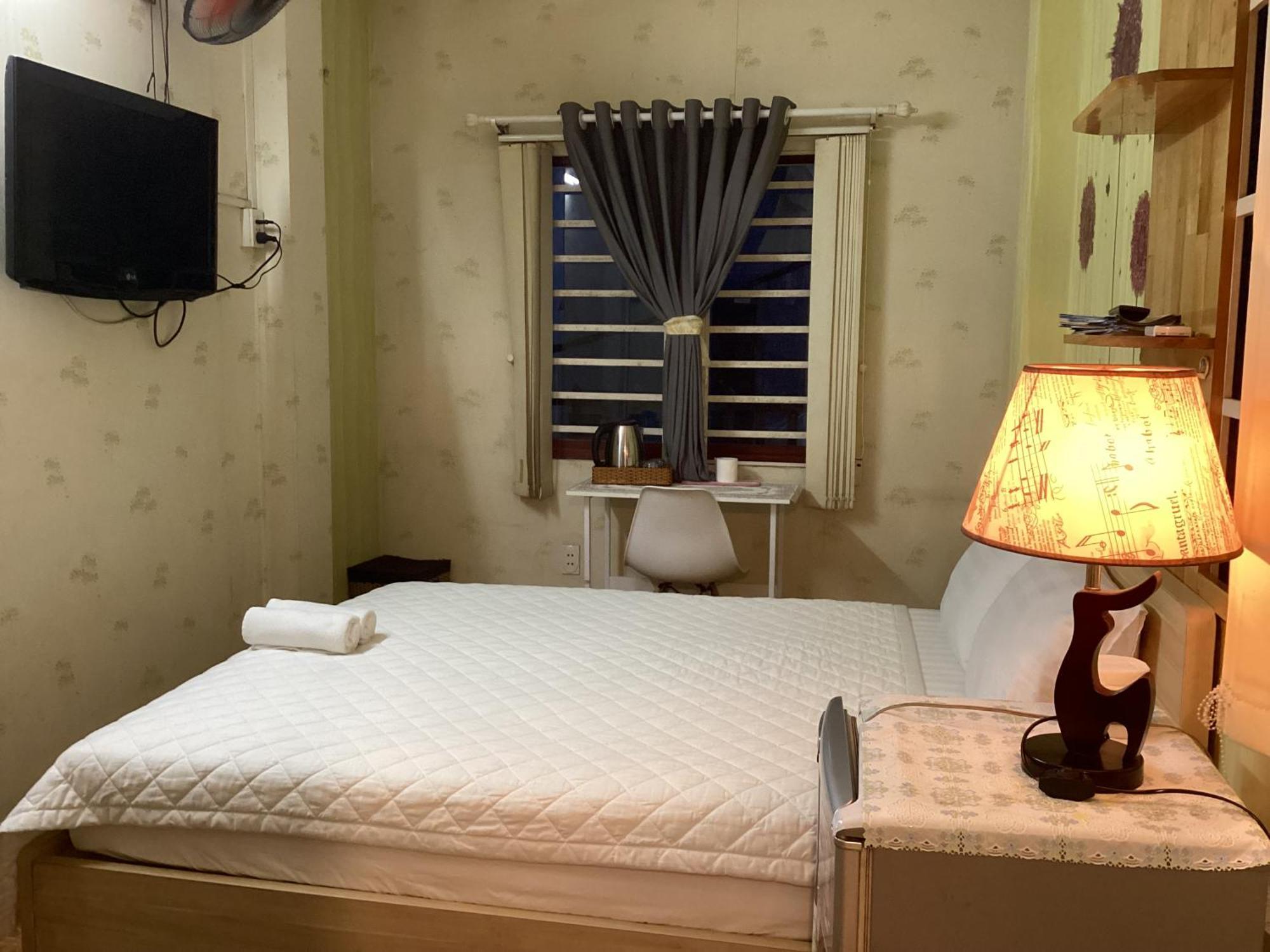 Guest House Uttrang Хошимин Экстерьер фото